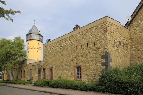 Gothic watchtower with stone wall Sachsenhäuser Warte, Sachsenhausen, Main, Frankfurt, Hesse,