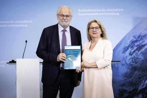 Together for ecological change and social justice with Svenja Schulze, Federal Minister for