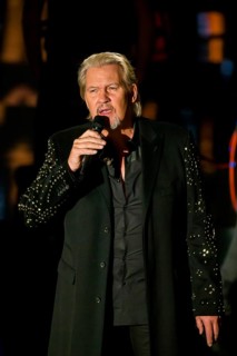 Christmas with us with Kim Fisher, Dress Rehearsal, Jonny Logan