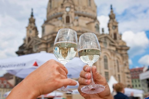 Dresden city festival wine festival on the neumarkt