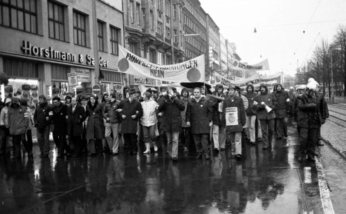 Demonstrations from 1-5 April 1975 in the centre of Hanover, which became traditional under the