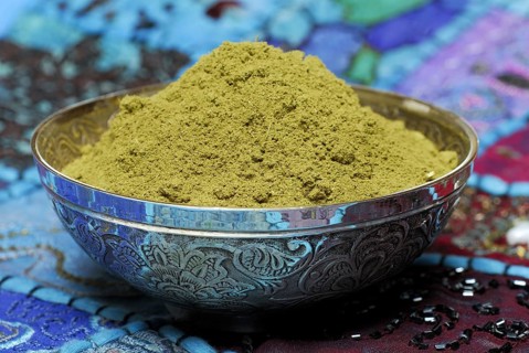 Henna powder, in a bowl, Lawsonia inermis (Lawsonia inermis), Dye, Henna