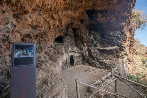 Prehistoric caves and stables, Buracas, Island of La Palma, Spain, Europe