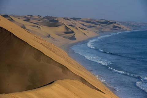 Sand dunes on the Atlantic coast near Lange Wand, Namib-Naukluft-Park, Namibia, Africa