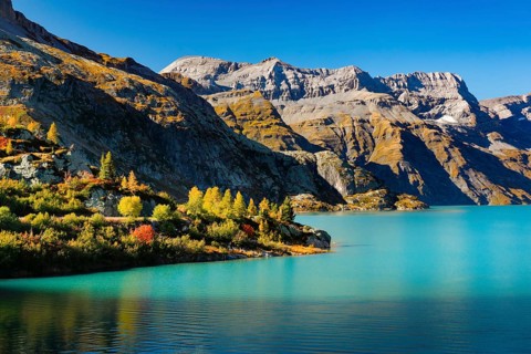 Autumn colours at Lac d'Emosson in the Valais mountains, Switzerland, Europe