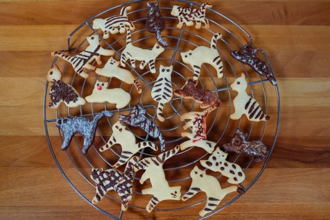 Swabian cuisine, Swabian Christmas biscuits, cookie cutters, shortbread biscuits, cat figures,