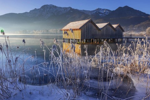 Boat huts, icy shore, lake, morning light, fog, snow, winter, mountains, Lake Kochel, Schlehdorf,