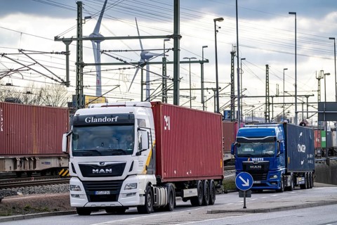 Port of Hamburg, container handling, railway line at Container Terminal Burchardkai, transport by
