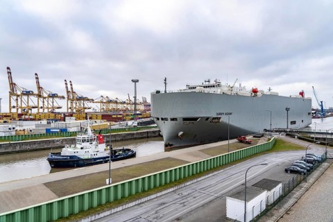 North lock in the overseas port of Bremerhaven, the vehicle transporter Durban Highway, under the