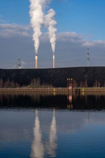 Coal stockpile, coal store, steam coal, for the STEAG Herne thermal power station, in the
