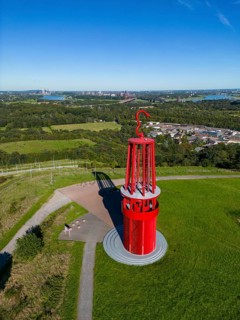 Rheinpreussen spoil tip in Mörs, spoil tip sign Das Geleucht, light installation, over the Rhine