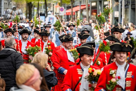 Parade of historically costumed guildsmen, Sechseläuten or Sächsilüüte, Zurich Spring Festival,