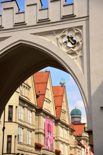 Europe, Germany, Bavaria, City of Munich, City Centre, Stachus-Karlsplatz, Karlstor, View into