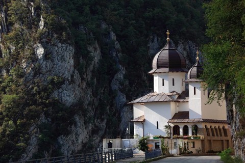 Wallachia, Din Valea Mracunei Monastery, Iron Tor tor nature park Park, on the Danube, on the Cazan