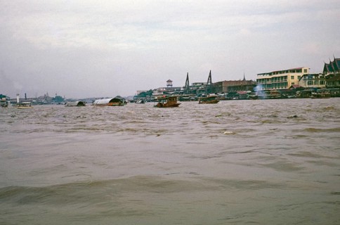 Boote auf dem Fluss Chao Phraya, Bangkok, Thailand, 1964, Asia
