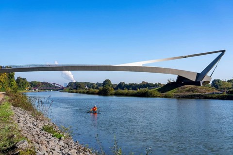 New bridge over the Rhine-Herne Canal and the Emscher, leap over the Emscher, bicycle and