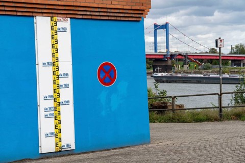Flood marks on the Rhine at Duisburg-Homberg, water levels of extreme floods are marked, Duisburg