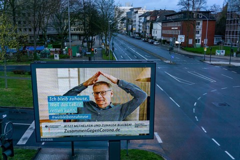 Appeal by the Federal Ministry of Health to stay at home, with Günther Jauch, advertising campaign,