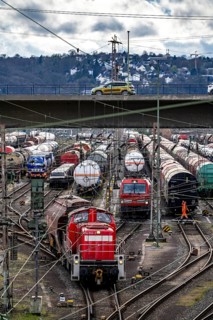 The Hagen-Vorhalle marshalling yard, one of the 9 largest in Germany, is located on the