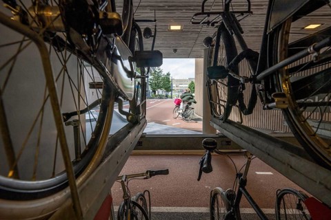 Bicycle car park at Utrecht Centraal railway station, Stationsplein, 3 underground levels, over 13,