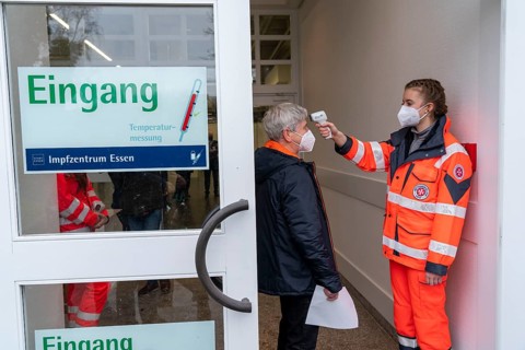 Entrance area with fever measurement, test run in the vaccination centre for the corona