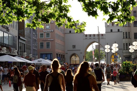Europe, Germany, Bavaria, state capital Munich, City, Neuhauser Straße, view to Karlstor, many