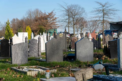 Islamic burial grounds at the Hallo cemetery in Essen-Stoppenberg, one of the largest Islamic