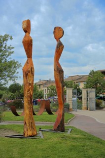 Sculptures by Yann-Eric Eichenberger, Ottilia, cyprès, cypres, Margaret, Cidre, two, slender,