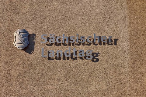 Saxon State Parliament, shield, Saxon coat of arms, Bernhard-von-Lindenau-Platz, Dresden, state