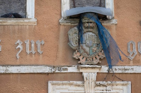 Coat of arms of the Schwarzenbergs, Franconian-Bohemian noble family, on a former inn, Hüttenheim