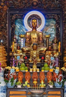 Altar inside the Vinh Trang Temple, My Tho, Mekong Delta, Vietnam, Asia