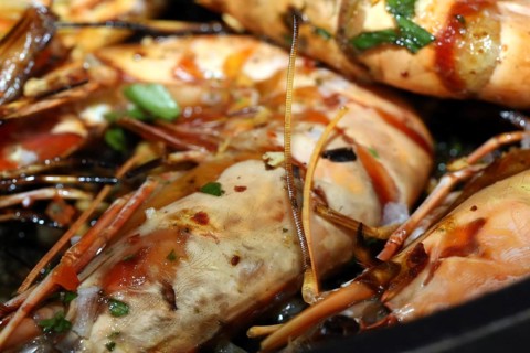 Grilled black tiger prawns