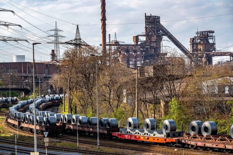 Blast furnace Schwelgern 1 and 2, strip steel rolls, coils, on freight wagons, at the ThyssenKrupp