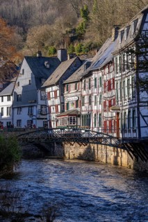 Monschau, Old Town, Eifel, North Rhine-Westphalia, Germany, half-timbered houses along the Rur, on