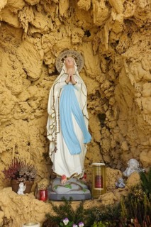 Madonna, praying figure of the Virgin Mary, cemetery near the parish church of St Mauritius,