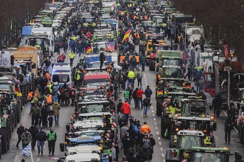 Road blockades, taken as part of the farmers' protests in Berlin, 15 January 2024. 10, 000