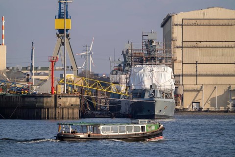 Blohm + Voss shipyard, new corvette of the German Navy, Karlsruhe, at completion, scaffolded ship,