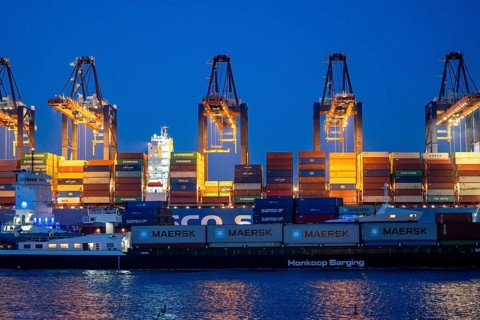 Container ship of the shipping company Cosco Shipping, CSCL SATURN, being loaded and unloaded,