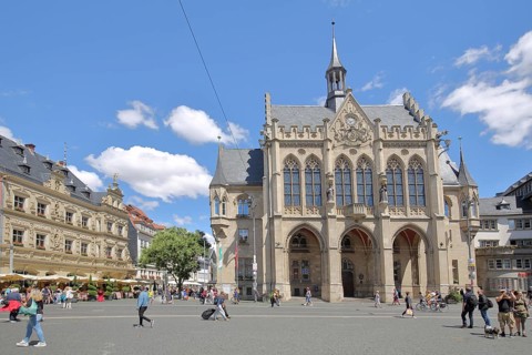 Neo-Gothic town hall and guildhall, tourists, pedestrians, fish market, Erfurt, Thuringia, Germany,