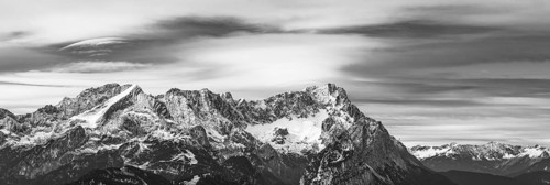 Panorama of the Wetterstein mountains with Alpspitze 2628m and Zugspitze 2962m, Werdenfelser Land,