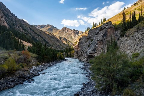 Mountain landscape with river in a narrow mountain valley in autumn, Little Naryn or Kichi-Naryn,