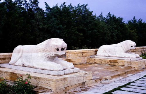 Sculpture Street of Lions in the Anitkabir Memorial, Mausoleum of Mustafa Kemal Atatürk, Turkey