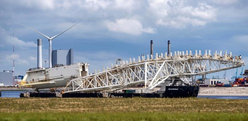 Bumblebee barge, with the Stinger boom, which is part of the world's largest deep-sea pipelay