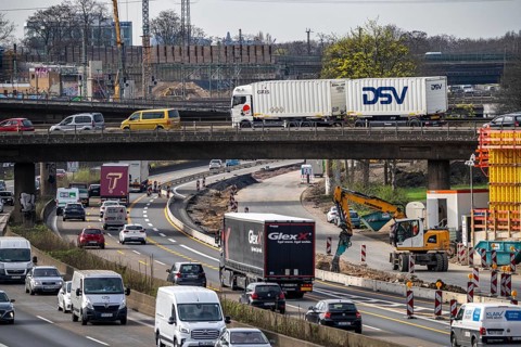 Duisburg-Kaiserberg motorway junction, complete reconstruction and new construction of the A3 and