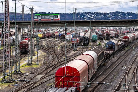 The Hagen-Vorhalle marshalling yard, one of the 9 largest in Germany, is located on the