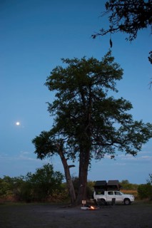 Campfire romance with roof tent and off-road jeep, safari, camping, camping site, fire, campfire,