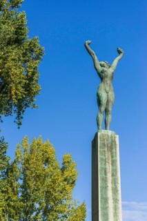Girl with raised hands, Hermann Haller, statue, monument, Landiewiese, Zurich, Switzerland, Europe