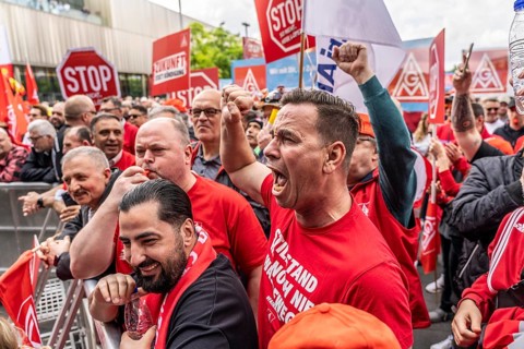 Demonstration by many thousands of steelworkers in front of the ThyssenKrupp headquarters in Essen
