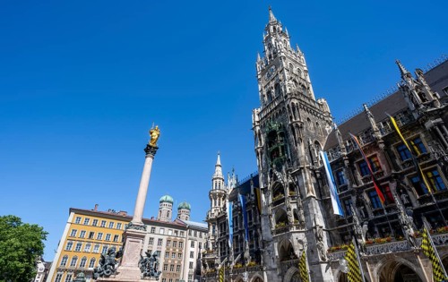 New Town Hall with St Mary's Column and church towers of the Church of Our Lady, Marienplatz,