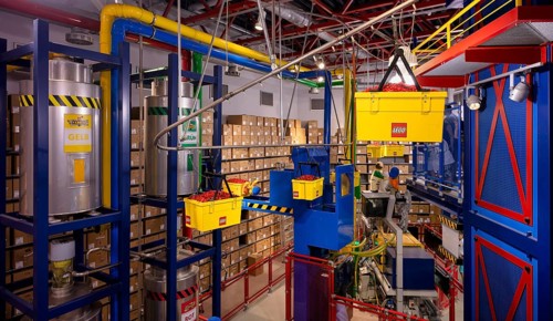 LEGO factory, granulate, transport, warehouse, production facility, manufacturing, LEGOLAND theme